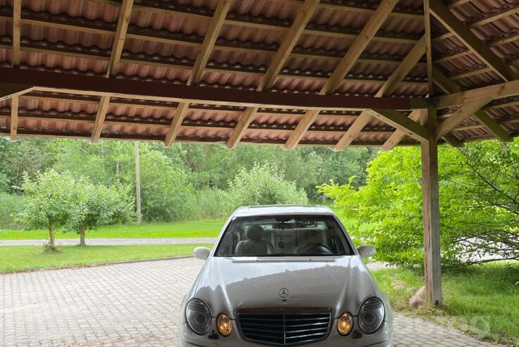 Mercedes-Benz E-Class W211 Sedan