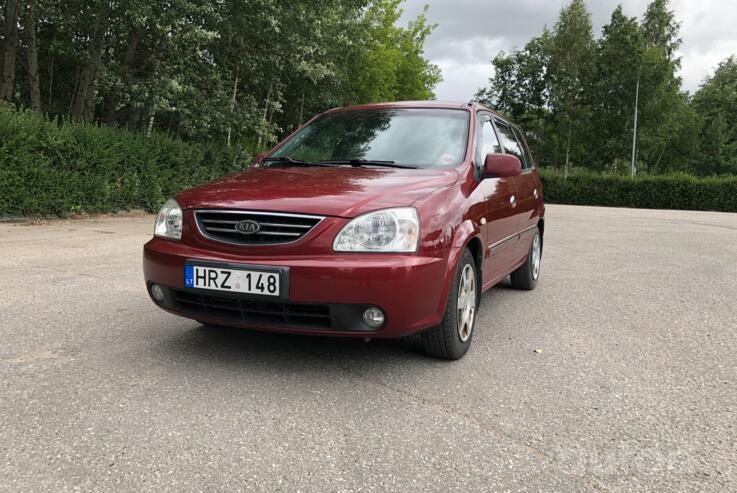 Kia Carens 2 generation Minivan