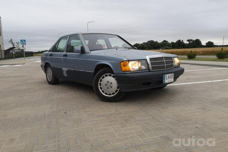 Mercedes-Benz 190 (W201) 1 generation