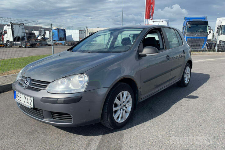 Volkswagen Golf 5 generation Hatchback 5-doors