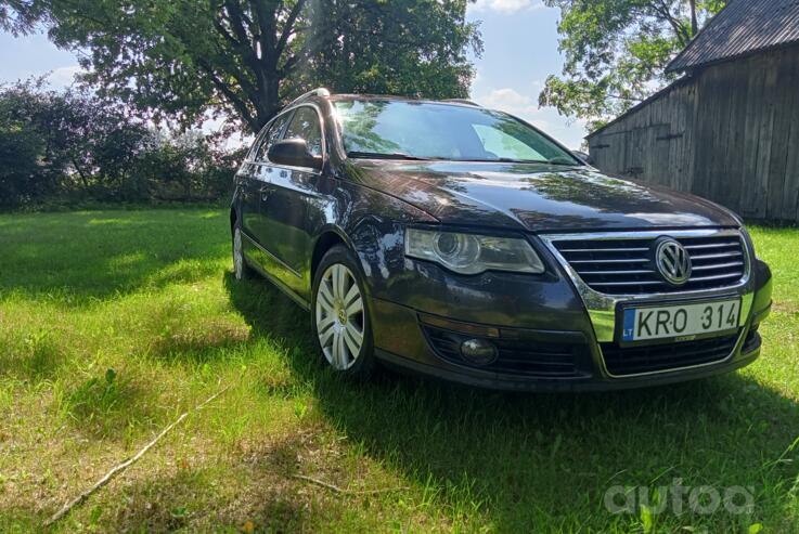 Volkswagen Passat B6 wagon 5-doors