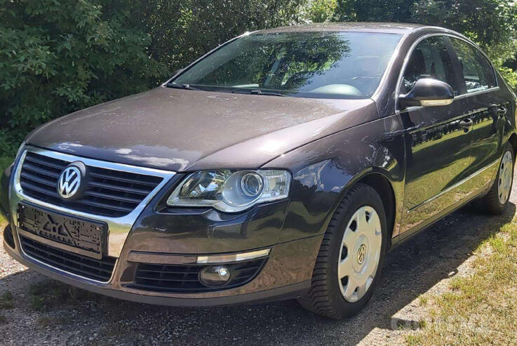 Volkswagen Passat B6 Sedan 4-doors
