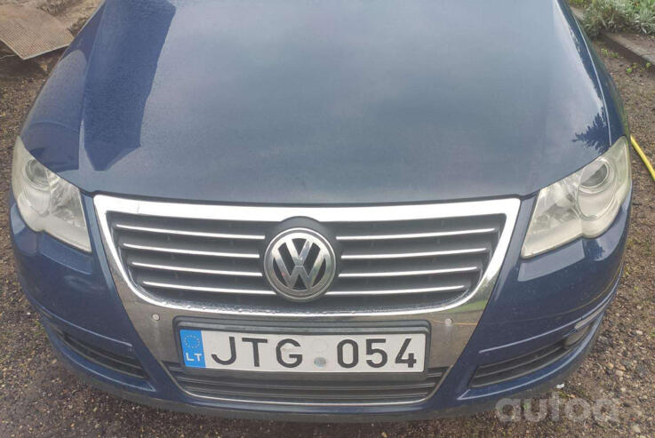Volkswagen Passat B6 wagon 5-doors