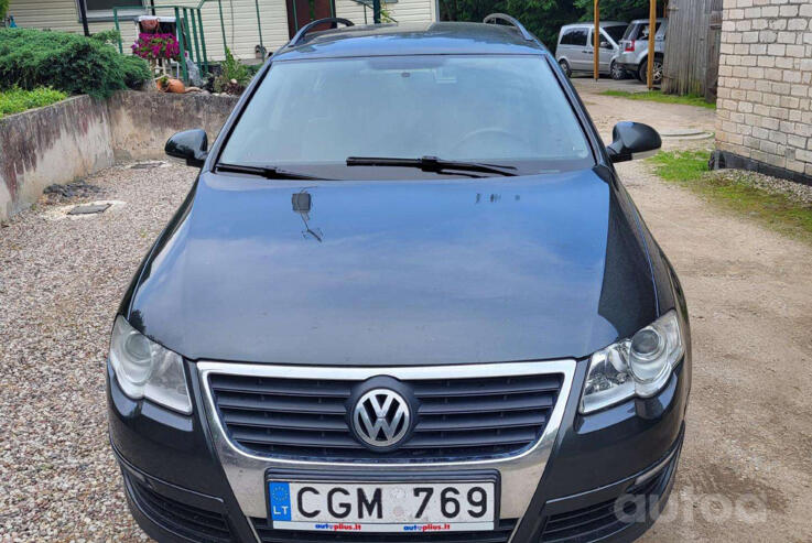 Volkswagen Passat B6 wagon 5-doors