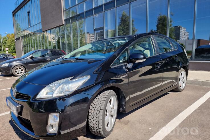Toyota Prius 3 generation Hatchback 5-doors