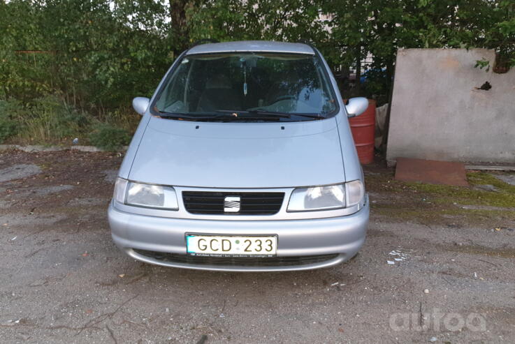SEAT Alhambra 1 generation Minivan