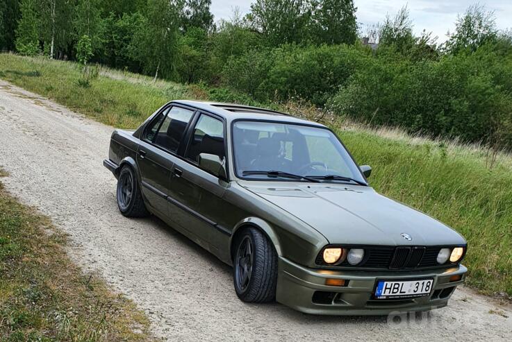 BMW 3 Series E30 Sedan 4-doors
