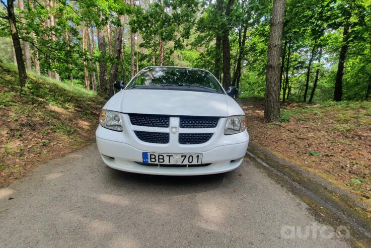 Dodge Caravan 4 generation Grand minivan 5-doors