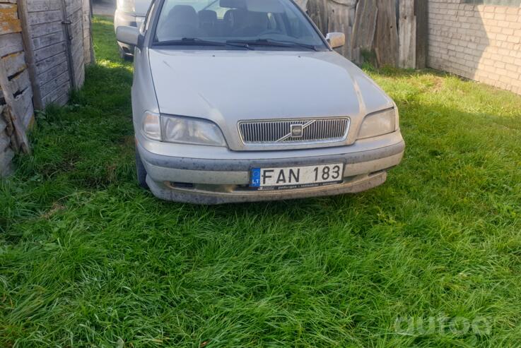 Volvo V40 1 generation wagon
