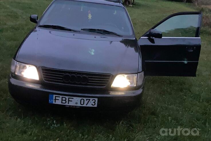Audi A6 A4/C4 wagon
