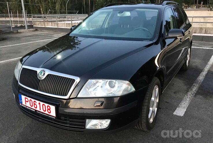 Skoda Octavia 2 generation Combi wagon 5-doors