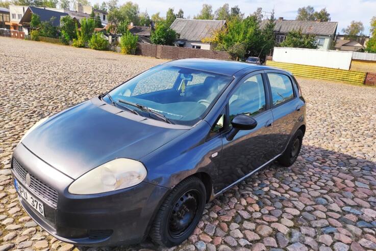 Fiat Grande Punto 1 generation Hatchback 5 doors