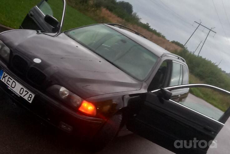 BMW 5 Series E39 Touring wagon