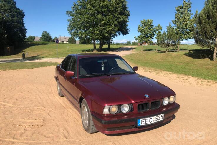 BMW 5 Series E34 Sedan