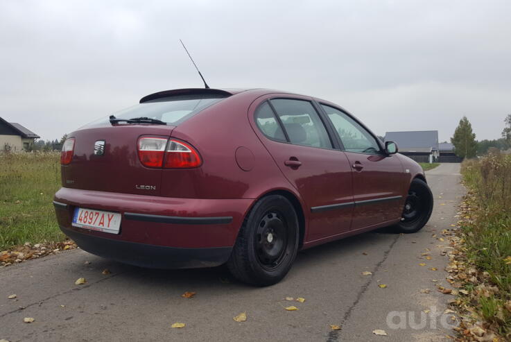 SEAT Leon 1 generation Hatchback