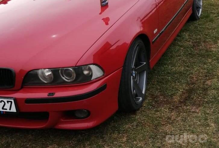 BMW 5 Series E39 Sedan 4-doors
