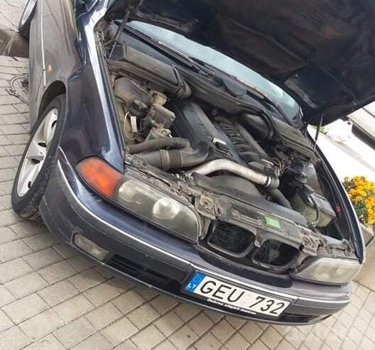 BMW 5 Series E39 Touring wagon