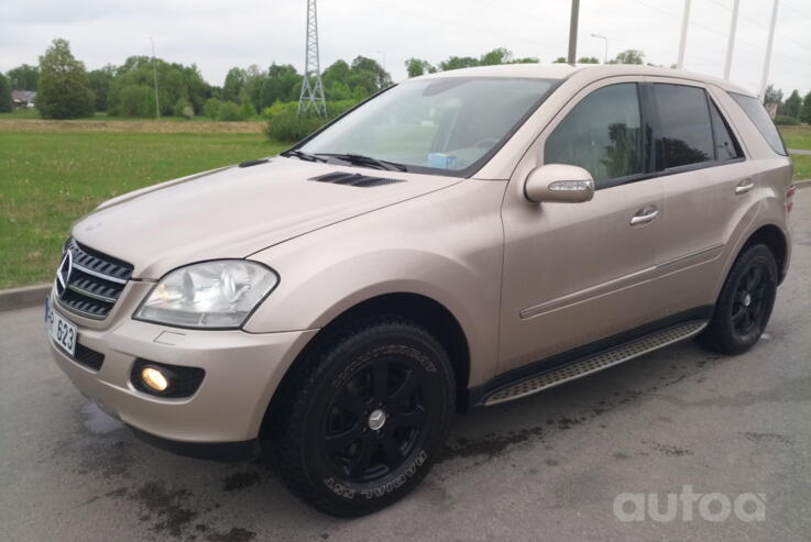 Mercedes-Benz M-Class W164 Crossover 5-doors