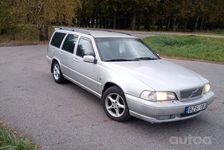 Volvo V70 1 generation XC wagon 5-doors