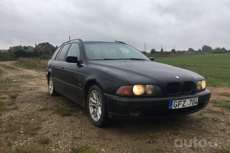 BMW 5 Series E39 Touring wagon