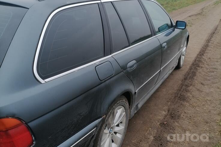 BMW 5 Series E39 Touring wagon