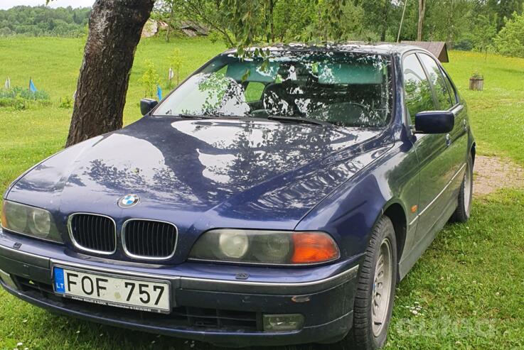 BMW 5 Series E39 Sedan 4-doors