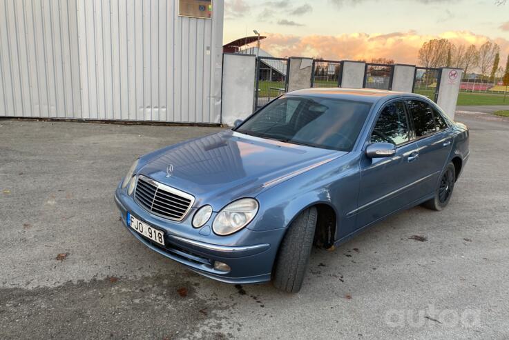 Mercedes-Benz E-Class W211 Sedan