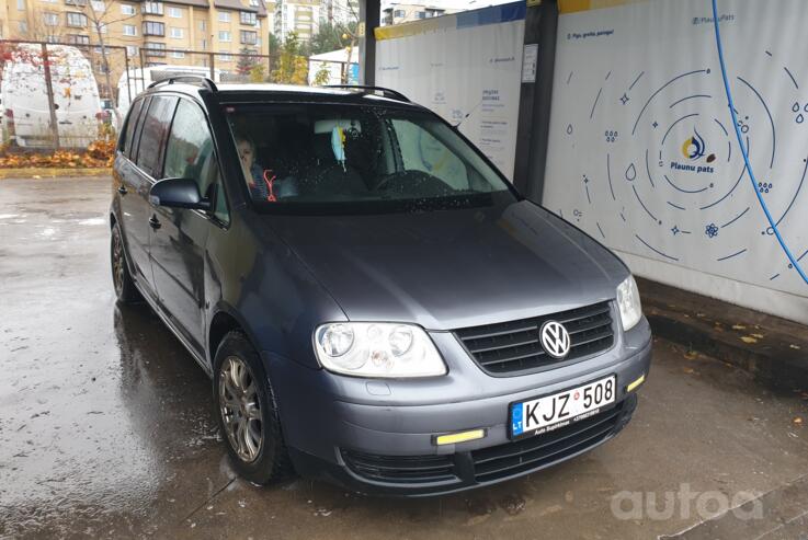 Volkswagen Touran 1 generation Minivan