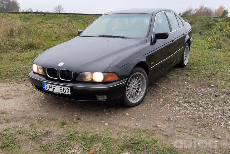 BMW 5 Series E39 Sedan 4-doors