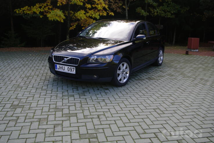 Volvo S40 2 generation Sedan