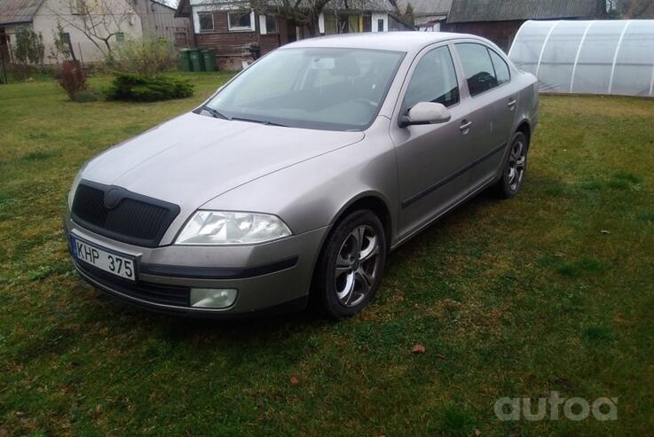 Skoda Octavia 2 generation Liftback 5-doors