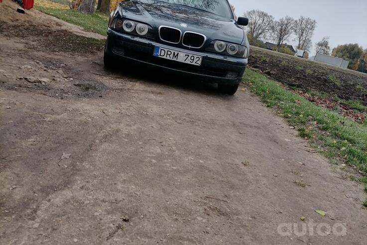 BMW 5 Series E39 Touring wagon