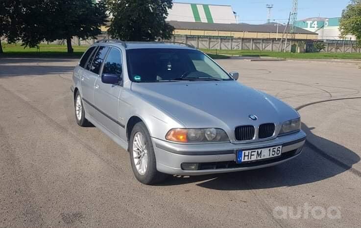 BMW 5 Series E39 Touring wagon
