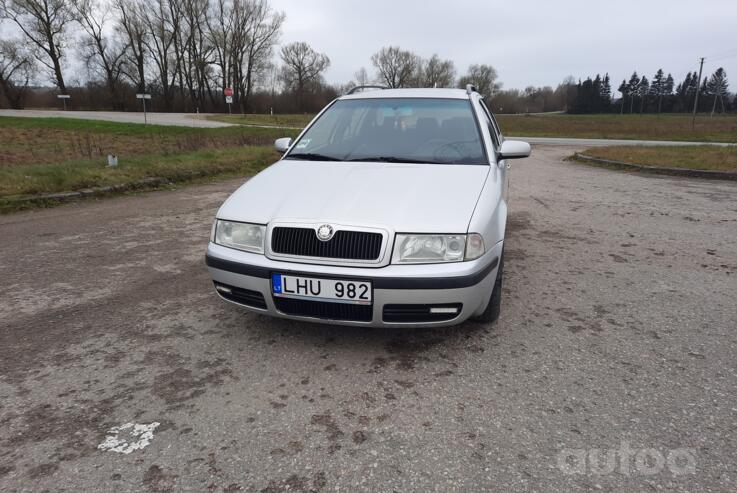 Skoda Octavia 1 generation [restyling] Combi wagon 5-doors