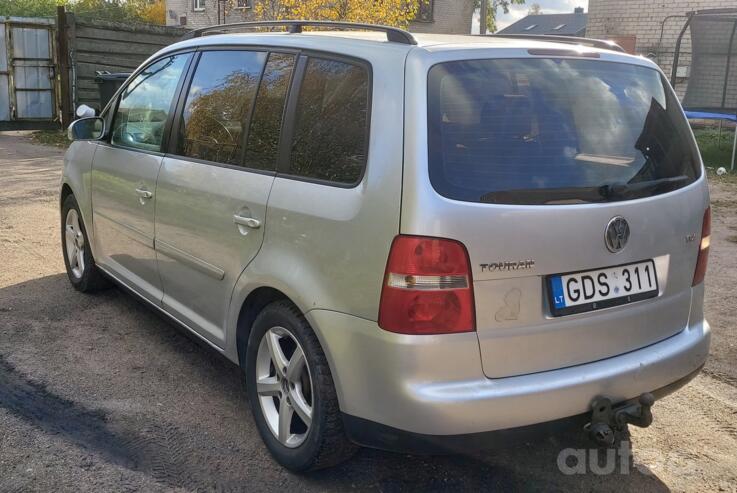 Volkswagen Touran 1 generation Minivan