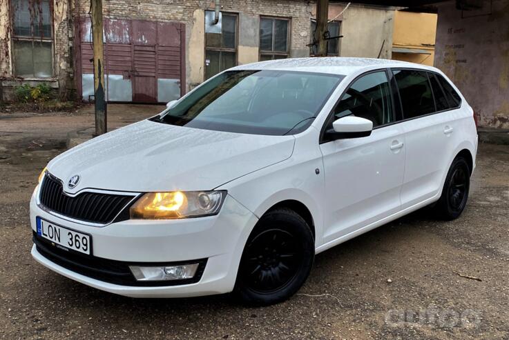 Skoda Rapid 3 generation Spaceback wagon