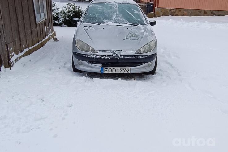 Peugeot 206 1 generation [restyling] Hatchback 5-doors