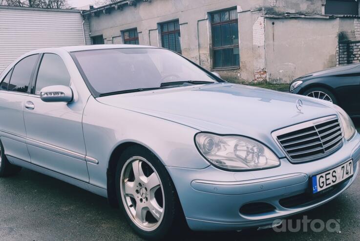 Mercedes-Benz S-Class W220 [restyling] Sedan 4-doors