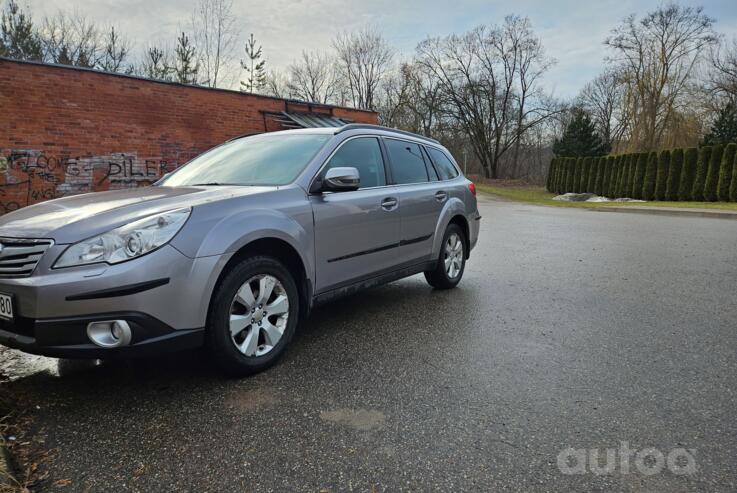 Subaru Outback 4 generation wagon