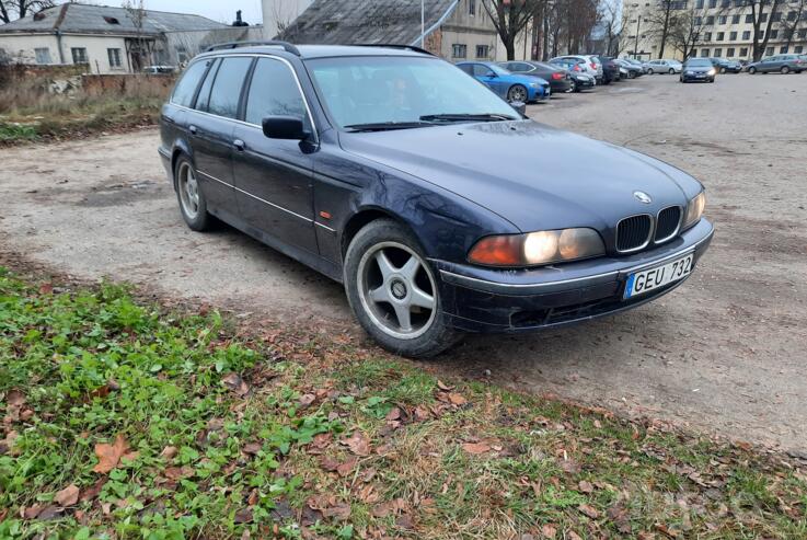 BMW 5 Series E39 Touring wagon