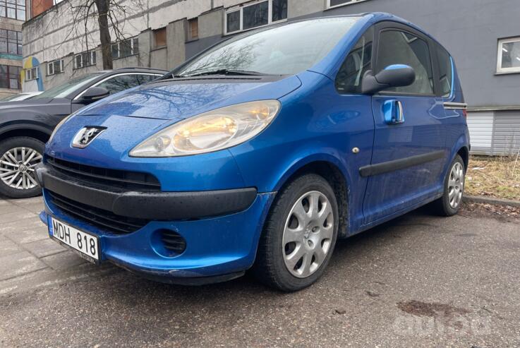Peugeot 1007 1 generation Minivan