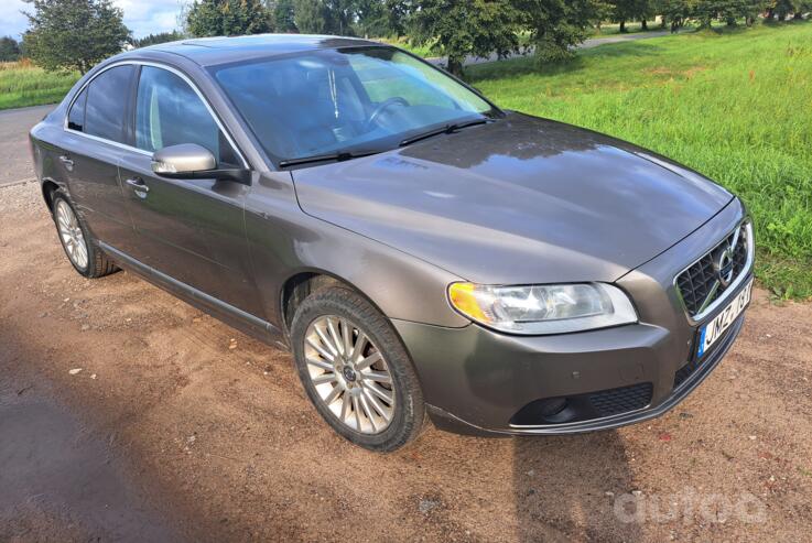 Volvo S80 2 generation Sedan