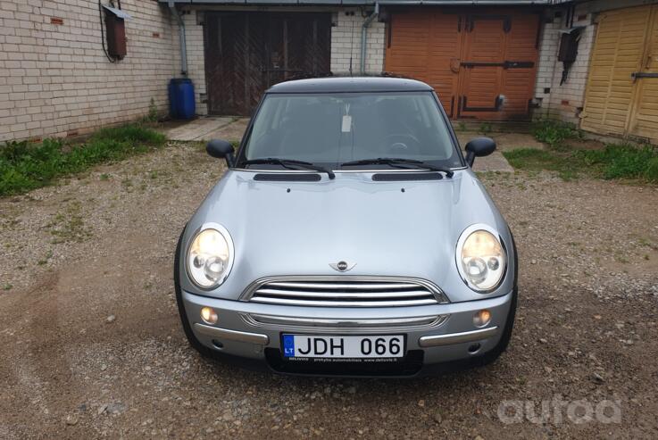 Mini One R50 Hatchback