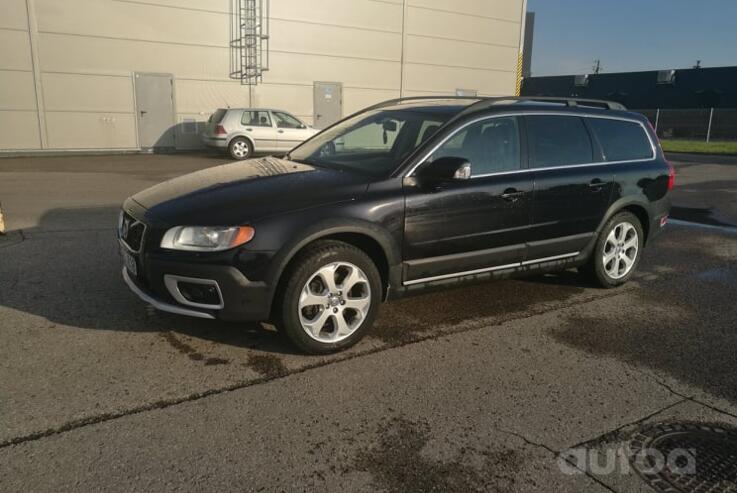 Volvo XC70 3 generation wagon