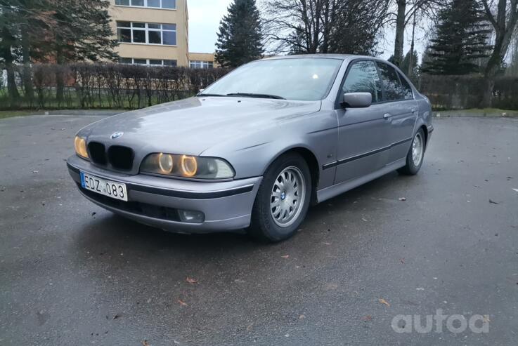 BMW 5 Series E39 Sedan 4-doors