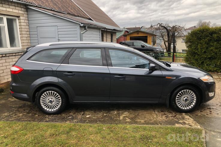 Ford Mondeo 4 generation wagon
