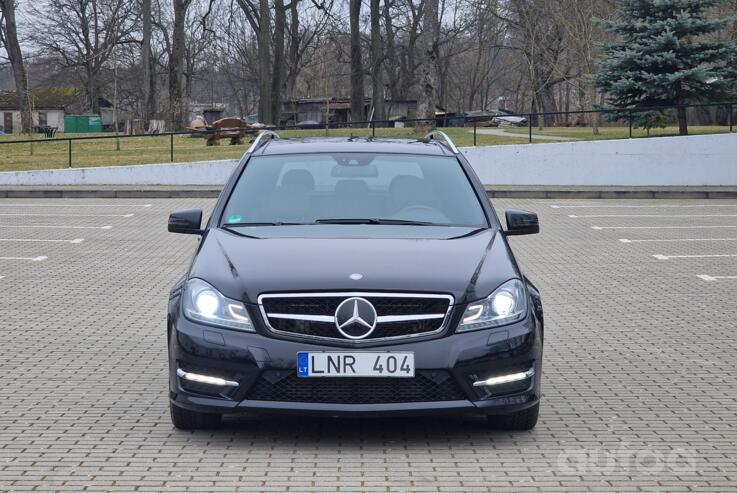 Mercedes-Benz C-Class W204/S204/C204 [restyling] wagon 5-doors