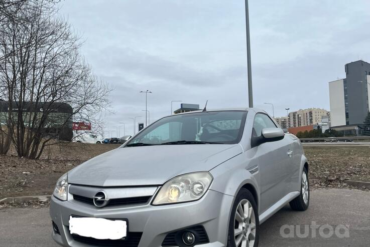 Opel Tigra 2 generation Twin Top cabriolet