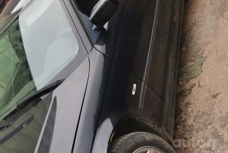 BMW 3200 1 generation