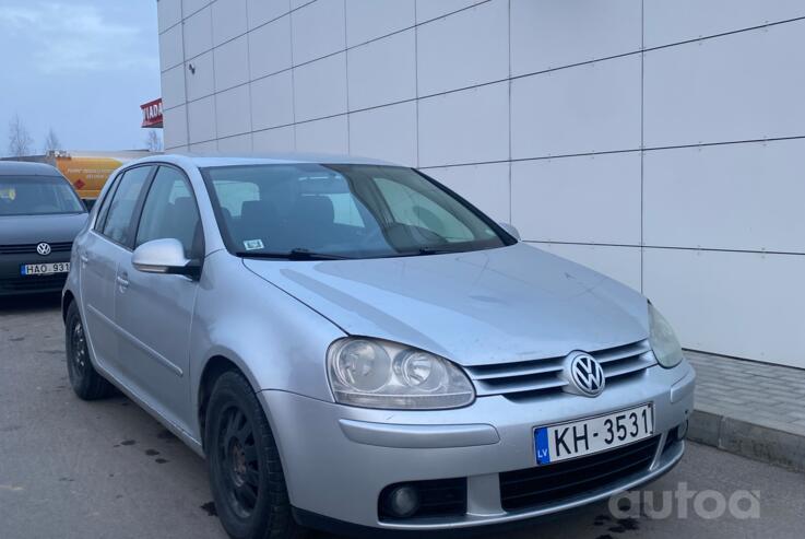 Volkswagen Golf 5 generation Hatchback 5-doors